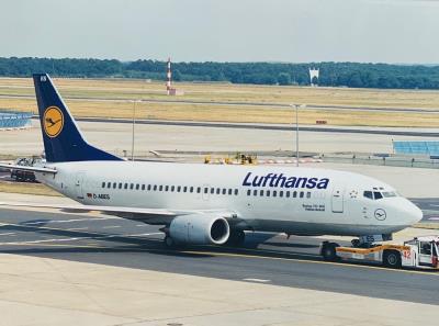 Photo of aircraft D-ABES operated by Lufthansa