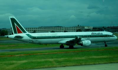 Photo of aircraft I-BIXJ operated by Alitalia
