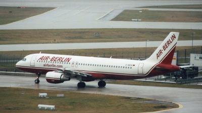 Image of aircraft registration D-ABDK - A A320-214 operated by Air Berlin
