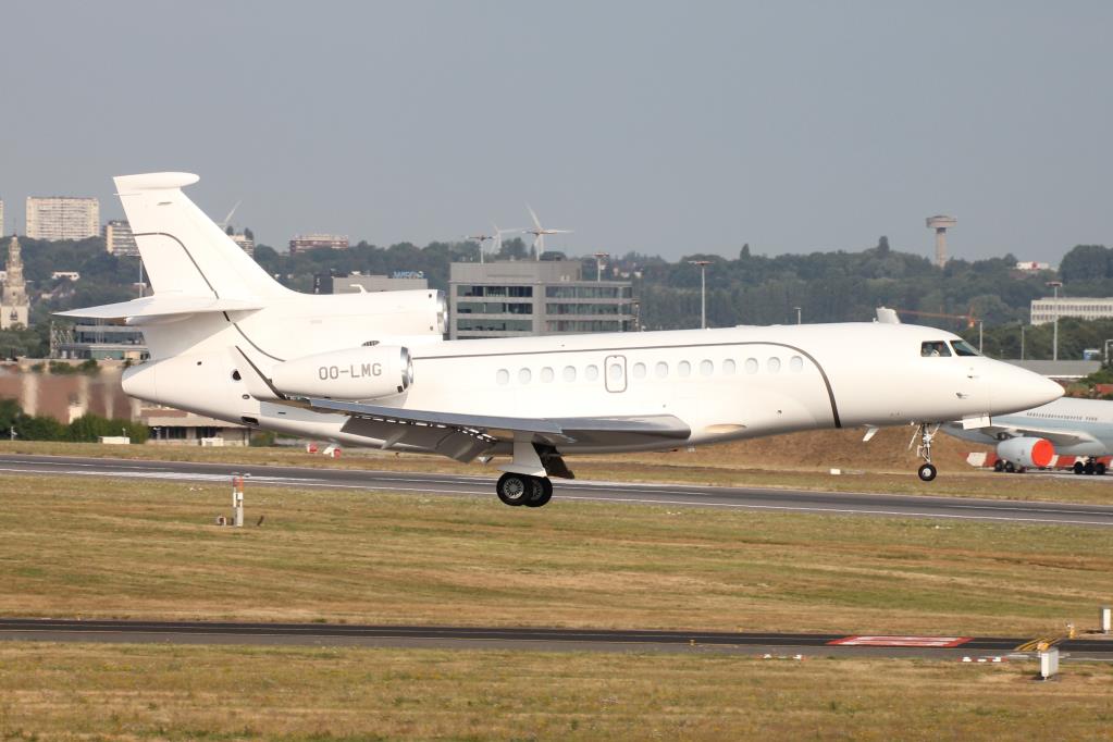 Photo of aircraft OO-LMG operated by Abelag Aviation