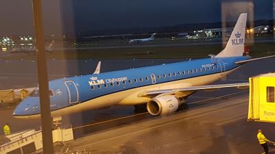 Image of aircraft registration PH-EZA - A ERJ-190-STD (ERJ-190-100) operated by KLM Cityhopper