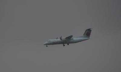 Photo of aircraft C-GNON operated by Air Canada Express