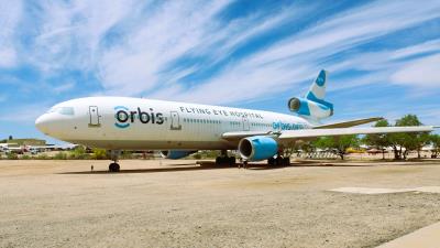Photo of aircraft N220AU operated by Project Orbis