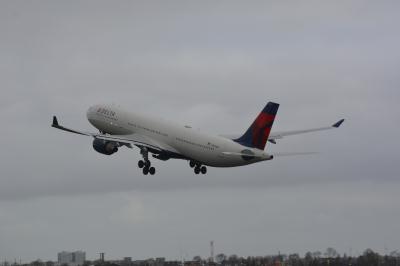 Photo of aircraft N812NW operated by Delta Air Lines