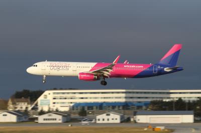 Image of aircraft registration HA-LXJ - A A321-211(WL) operated by Wizz Air