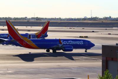 Photo of aircraft N8737L operated by Southwest Airlines