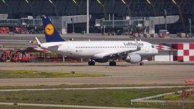 Photo of aircraft D-AIUN operated by Lufthansa