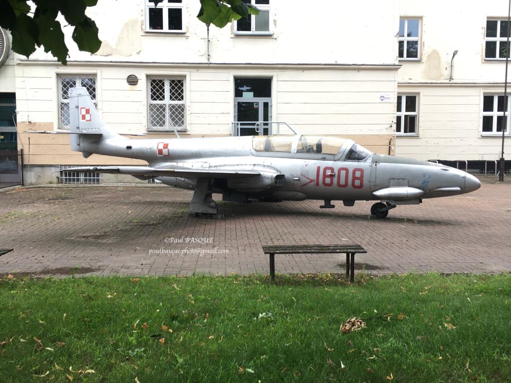 Photo of aircraft 1808 operated by Polish Air Force Technical School