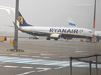 Photo of aircraft SP-RSK operated by Ryanair Sun
