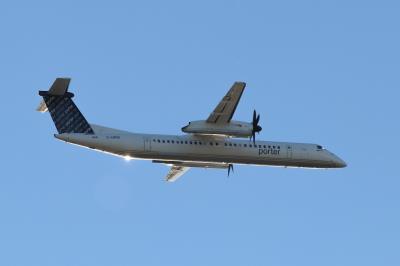 Photo of aircraft C-GKQI operated by Porter Airlines