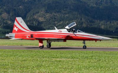 Photo of aircraft J-3088 operated by Swiss Air Force