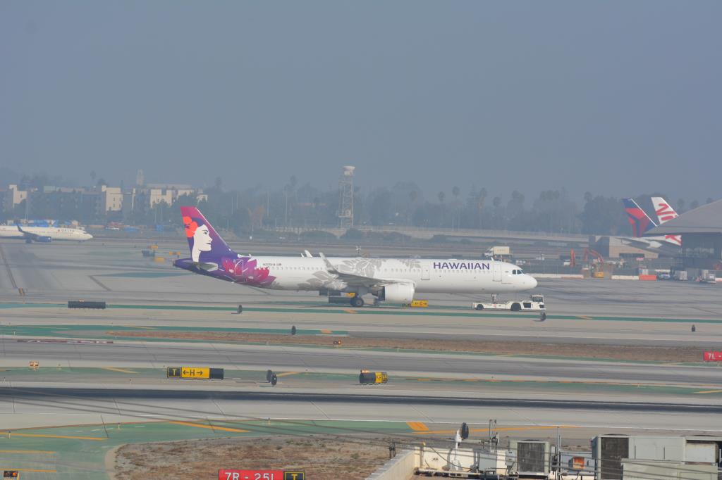 Photo of aircraft N205HA operated by Hawaiian Airlines