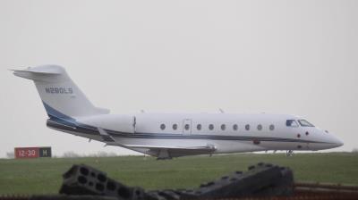 Photo of aircraft N280LS operated by Plane 79 LLC