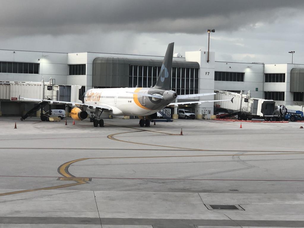 Photo of aircraft 9H-AME operated by Avion Express Malta