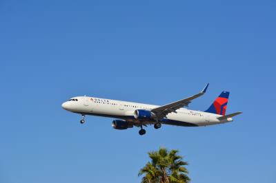 Photo of aircraft N385DZ operated by Delta Air Lines