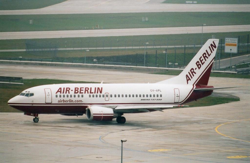 Photo of aircraft OY-APL operated by Air Berlin