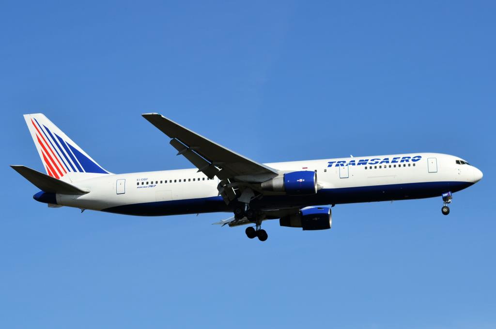 Photo of aircraft EI-DBF operated by Transaero Airlines