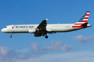 Photo of aircraft N181UW operated by American Airlines
