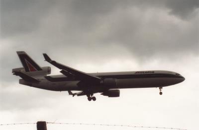 Image of aircraft registration I-DUPE - A MD-11 operated by Alitalia