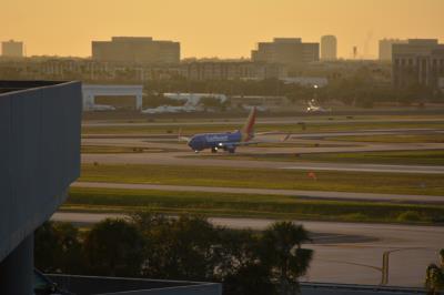 Photo of aircraft N744SW operated by Southwest Airlines