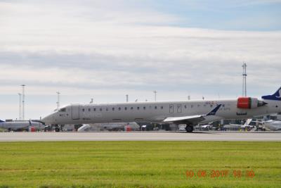 Image of aircraft registration OY-KFG - A CRJ-900-ER operated by SAS Scandinavian Airlines