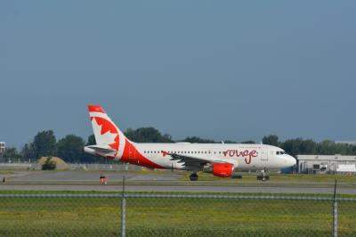 Photo of aircraft C-GBIM operated by Air Canada Rouge