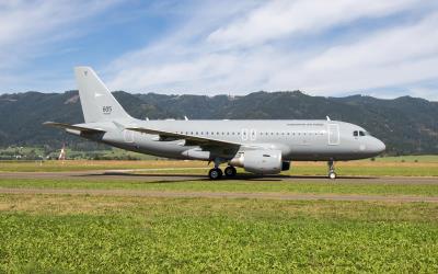 Photo of aircraft 605 operated by Hungarian Air Force