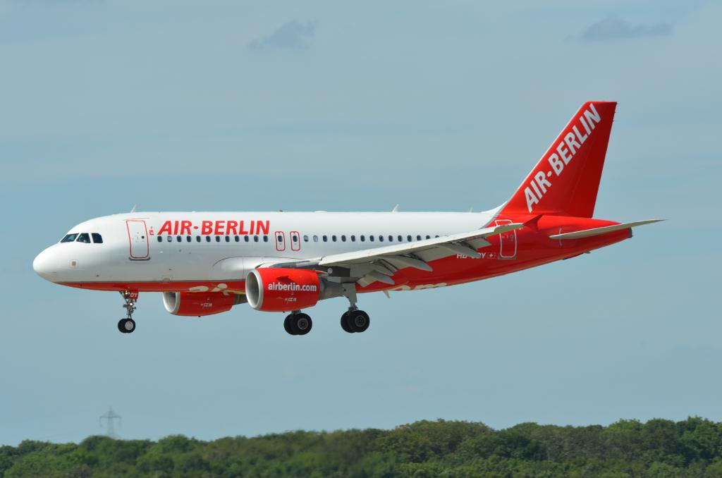 Photo of aircraft HB-JOY operated by Belair