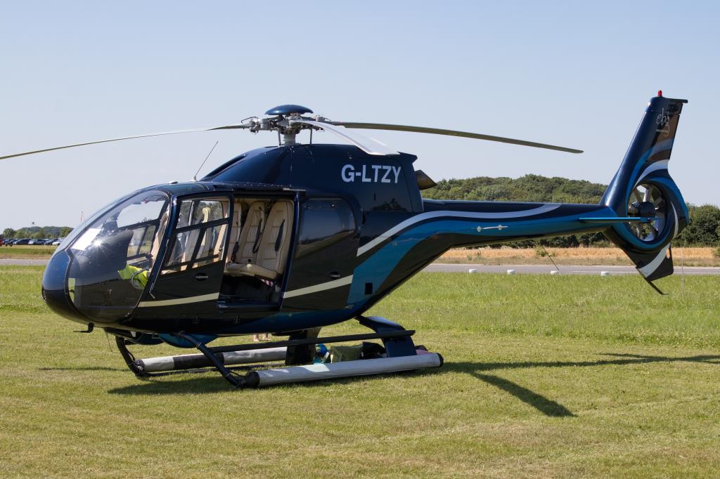 Photo of aircraft G-LTZY operated by John Henshall