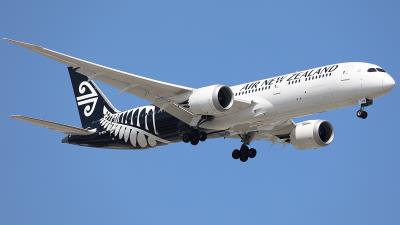 Photo of aircraft ZK-NZM operated by Air New Zealand