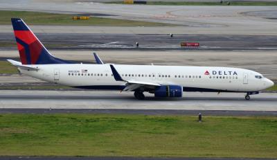 Photo of aircraft N802DN operated by Delta Air Lines