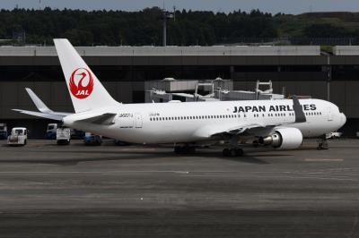 Photo of aircraft JA607J operated by Japan Airlines