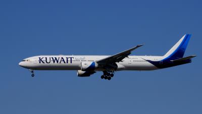 Image of aircraft registration 9K-AOL - A 777-300(ER) operated by Kuwait Airways