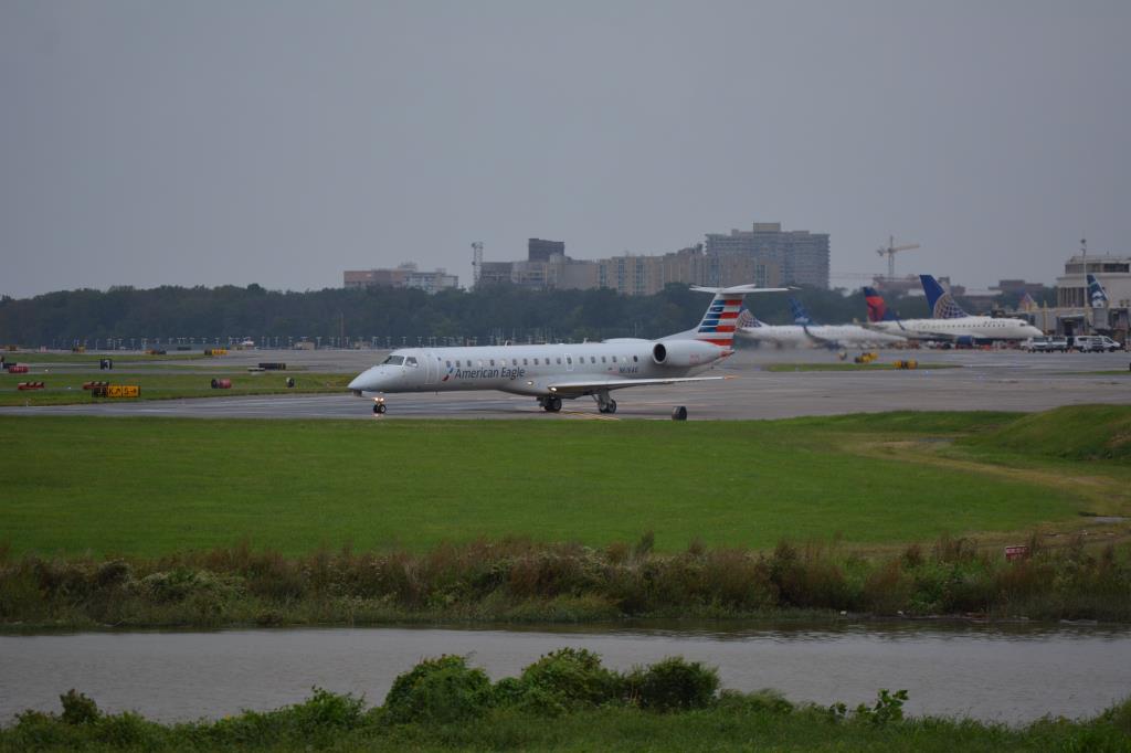Photo of aircraft N616AE operated by Trans States Airlines