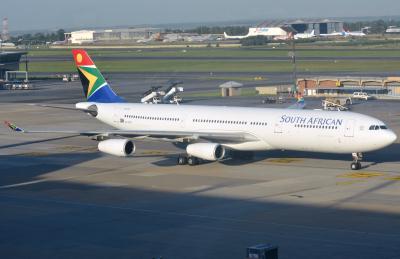 Photo of aircraft ZS-SXF operated by South African Airways