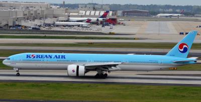 Image of aircraft registration HL7784 - A 777-3B5(ER) operated by Korean Air Lines
