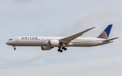 Photo of aircraft N91007 operated by United Airlines