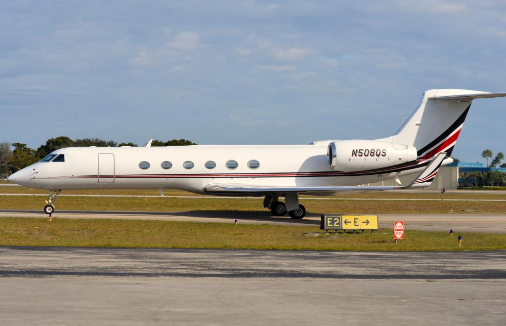 Photo of aircraft N508QS operated by NJI Sales Inc