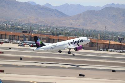 Photo of aircraft XA-VRS operated by Volaris