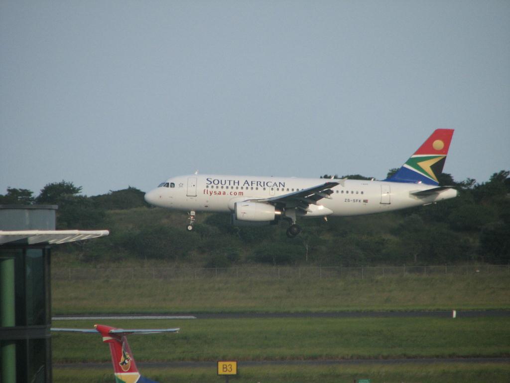 Photo of aircraft ZS-SFK operated by South African Airways