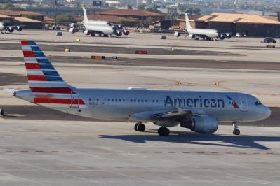 Photo of aircraft N119US operated by American Airlines