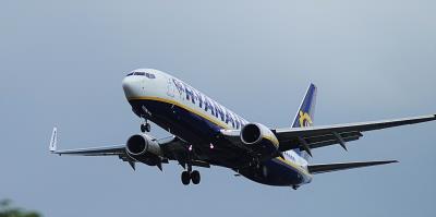 Photo of aircraft EI-FIL operated by Ryanair