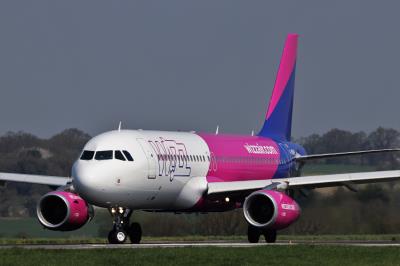Image of aircraft registration G-WUKB - A A320-232(WL) operated by Wizz Air UK