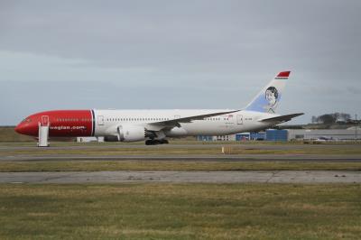 Photo of aircraft LN-LNP operated by Norwegian Long Haul