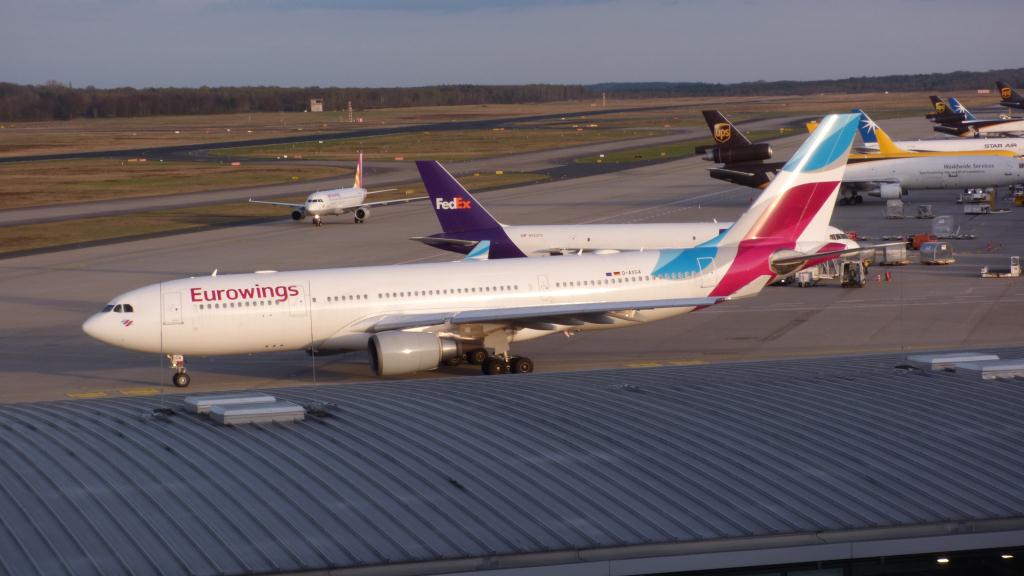 Photo of aircraft D-AXGA operated by Eurowings