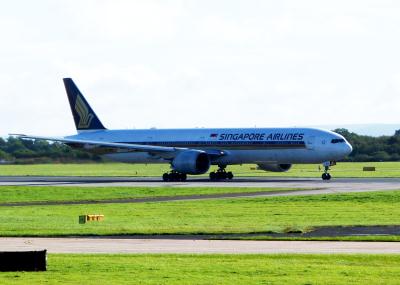 Photo of aircraft 9V-SWK operated by Singapore Airlines