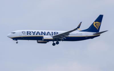 Photo of aircraft EI-EPB operated by Ryanair