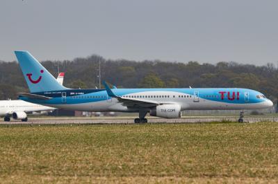 Photo of aircraft G-OOBD operated by TUI Airways