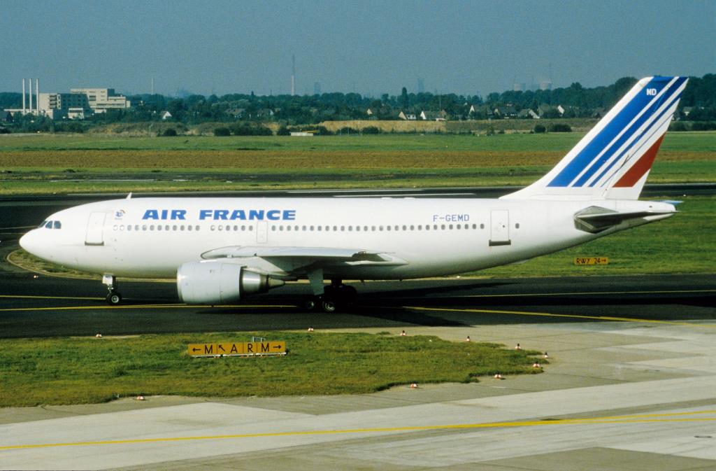 Photo of aircraft F-GEMD operated by Air France