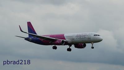 Image of aircraft registration HA-LXK - A A321-231(WL) operated by Wizz Air